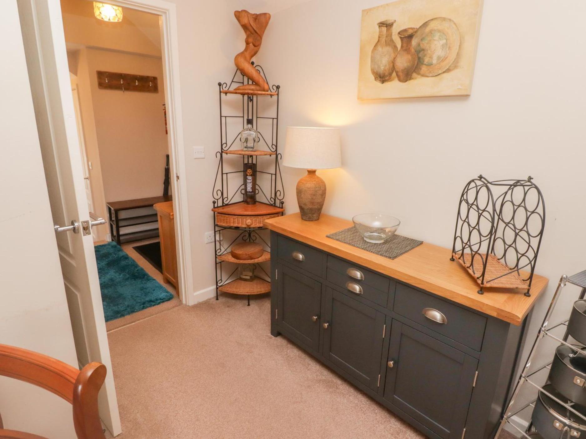 Daffodil Apartment تينبي المظهر الخارجي الصورة